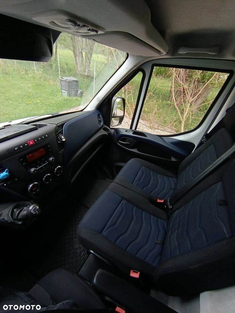 Iveco Daily 35S18 - 11
