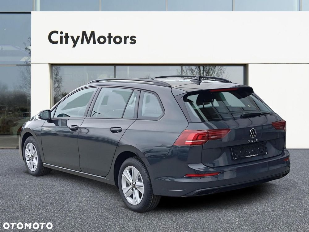 Volkswagen Golf - 5