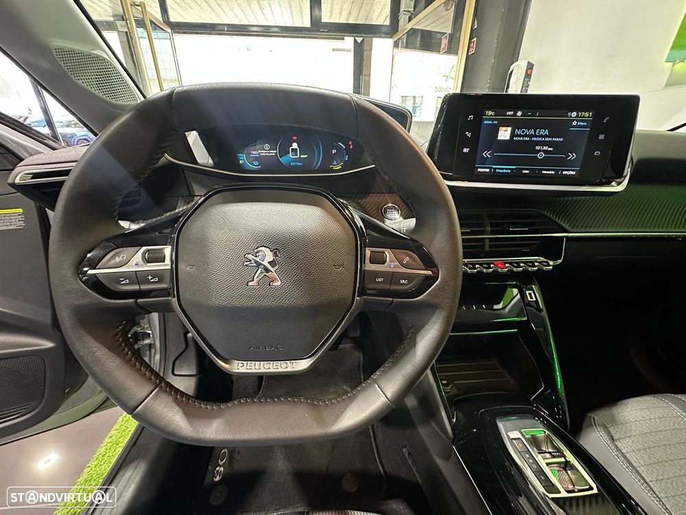 Peugeot e-208 50 kWh Active Pack - 36