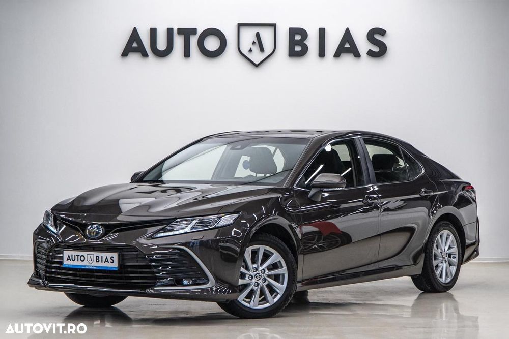 Toyota Camry Executive - 2