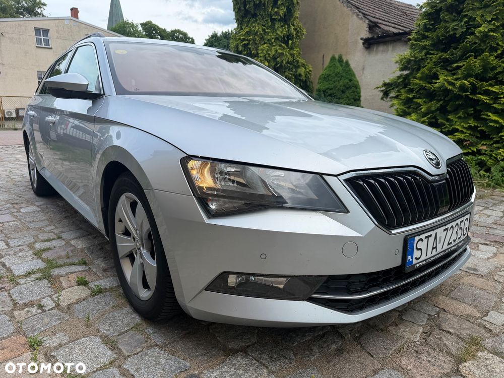 Skoda Superb 1.6 TDI GreenLine - 8