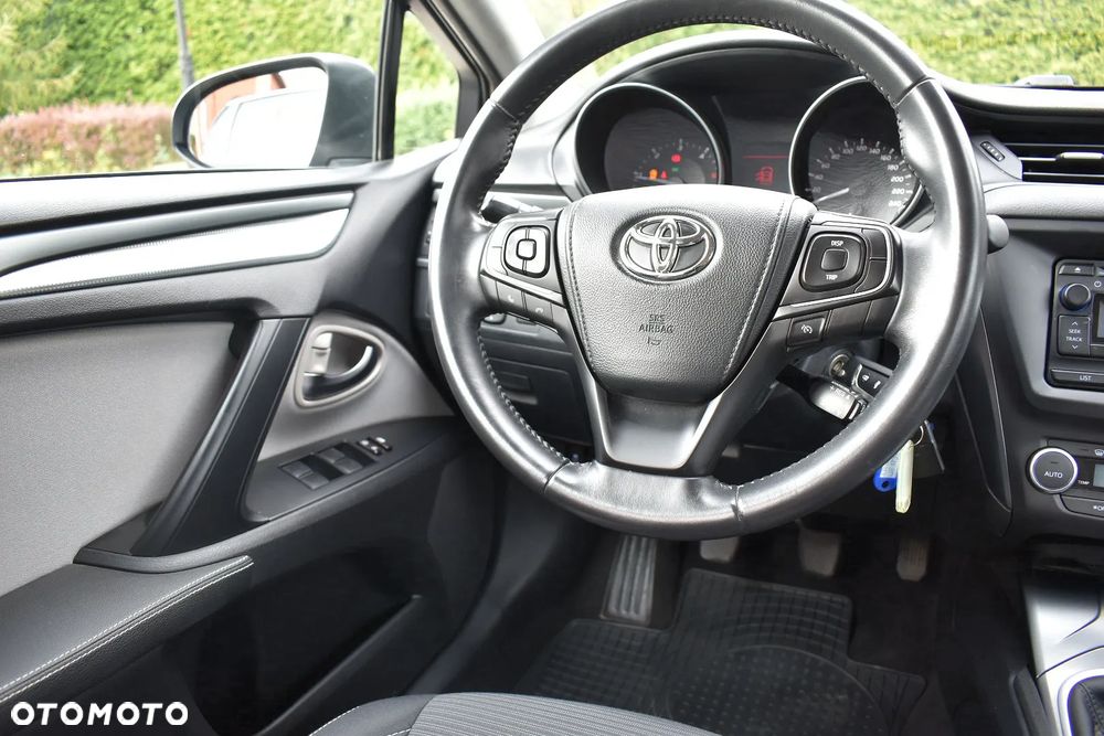 Toyota Avensis 2.0 D-4D Active Business - 14