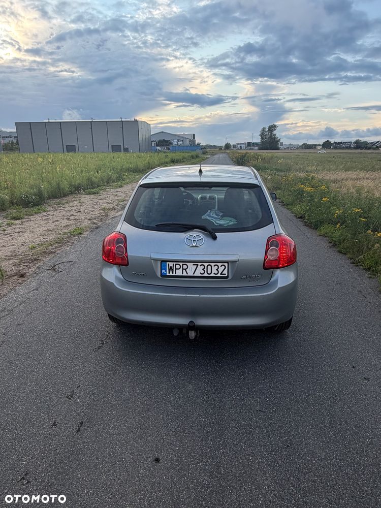 Toyota Auris - 9