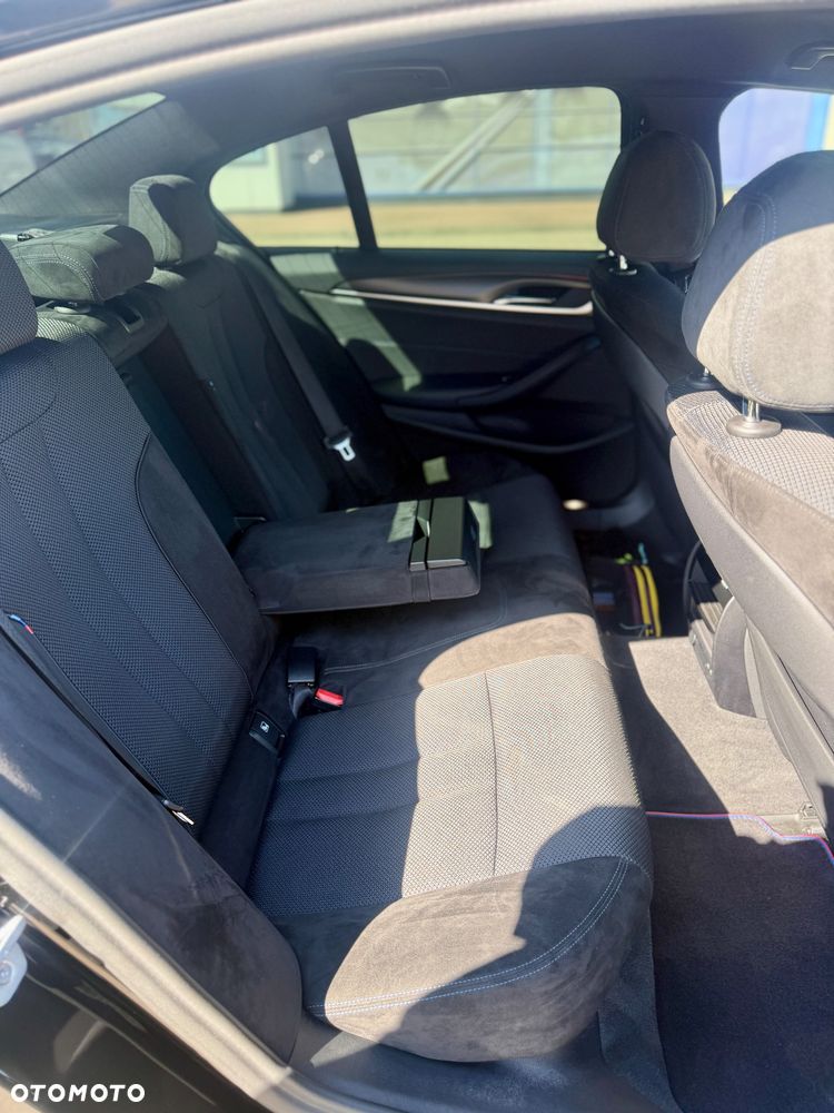 BMW Seria 5 520d xDrive M Sport sport - 11