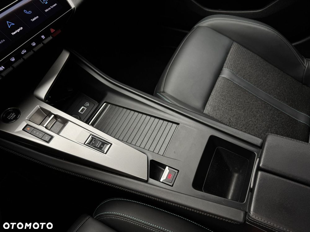 Peugeot 308 1.5 BlueHDi Allure Pack S&S EAT8 - 27