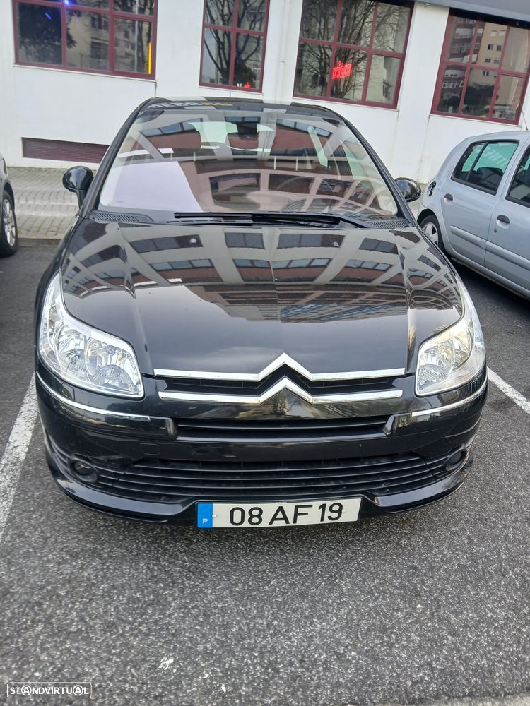 Citroën C4 1.6 HDi 110 Exclusive - 5