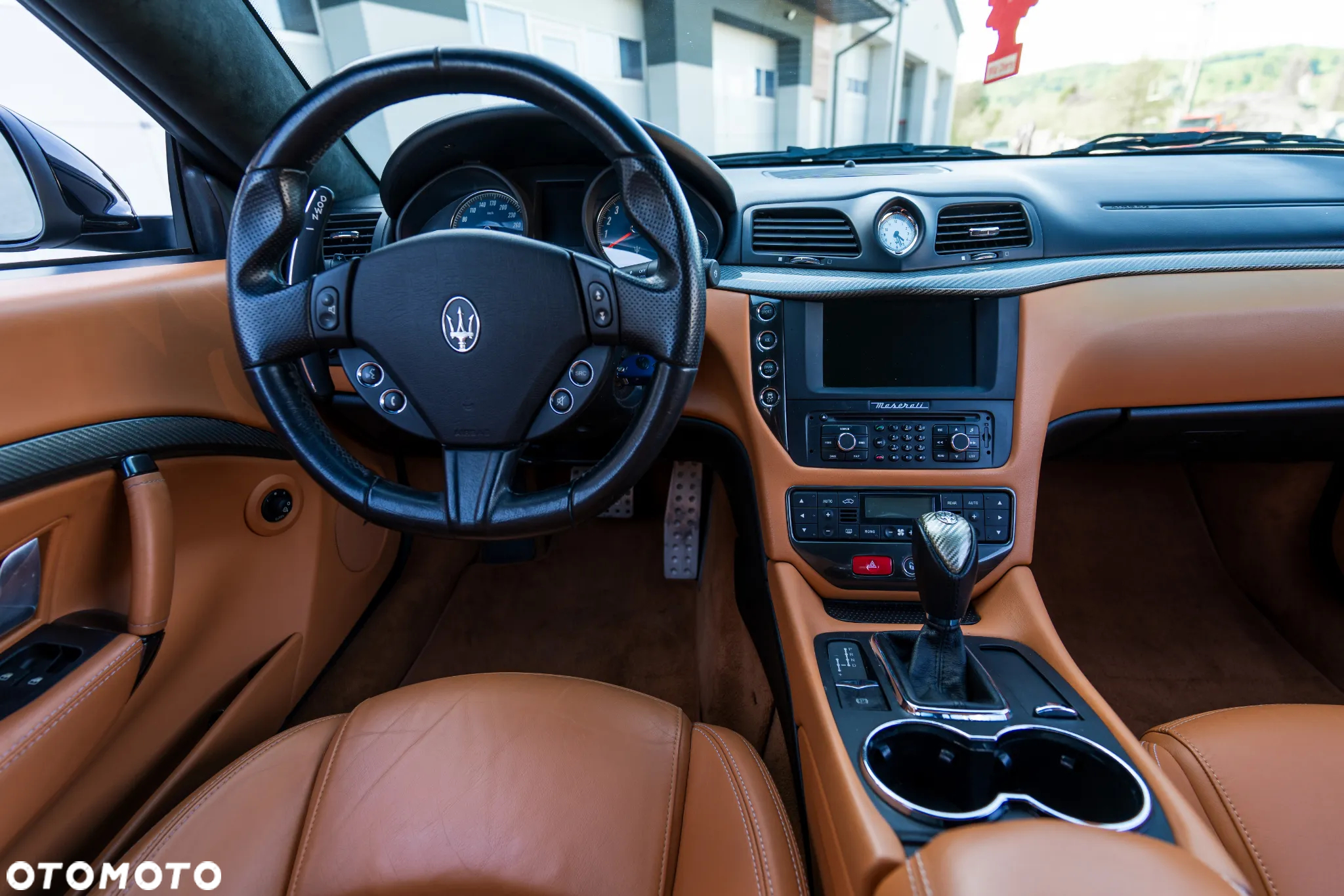 Maserati GranTurismo S Automat - 22