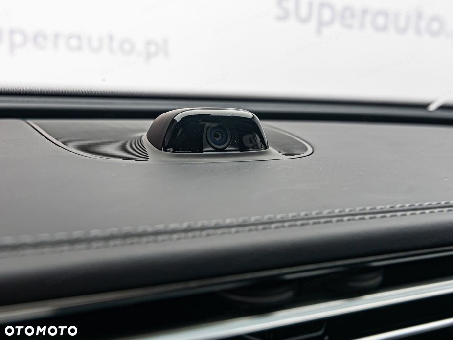 Mercedes-Benz Klasa E 200 mHEV 4-Matic AMG 9G-Tronic - 11
