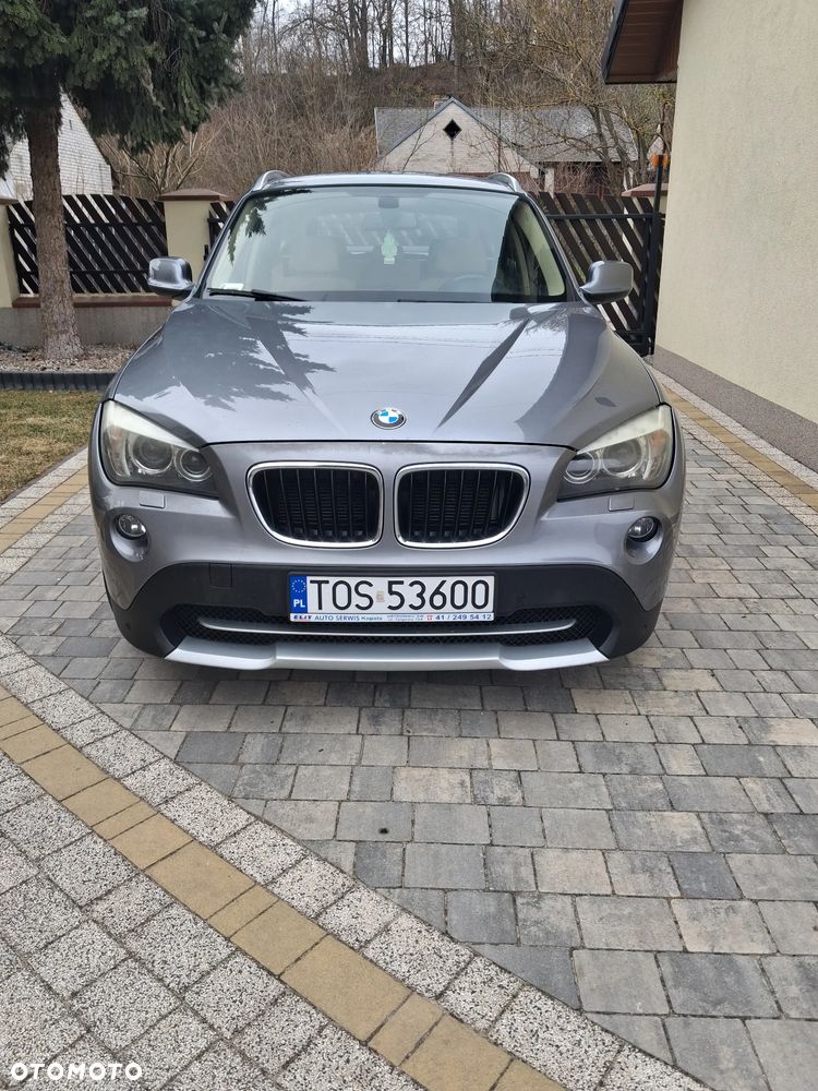 BMW X1 xDrive18d xLine - 11