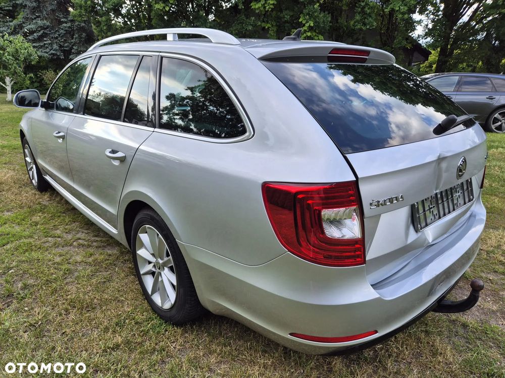 Skoda Superb 1.6 TDI Green tec Ambition - 3