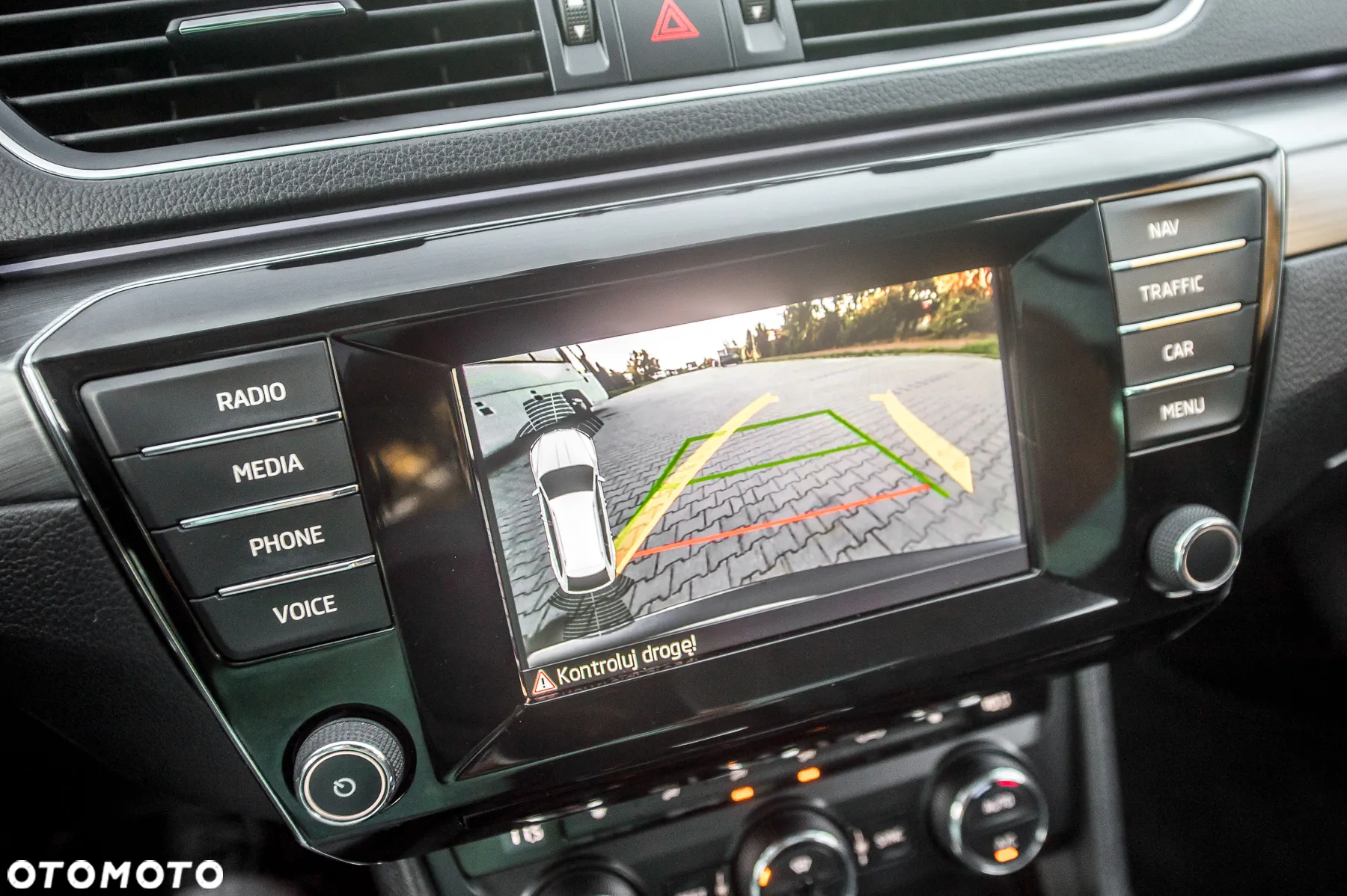 Skoda Superb Combi 2.0 TSI 4x4 DSG Ambition - 24