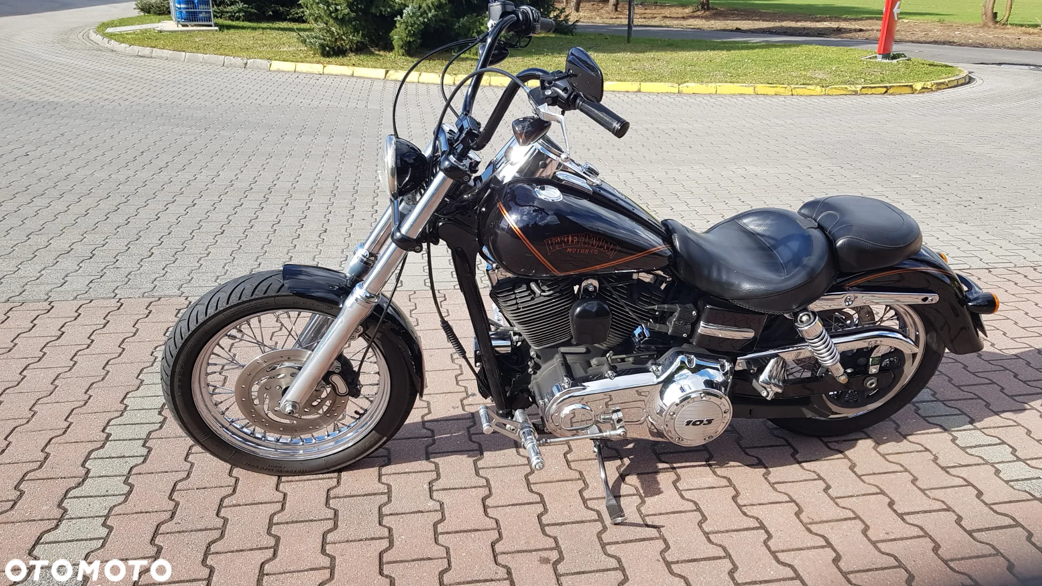 Harley-Davidson Dyna Super Glide - 2
