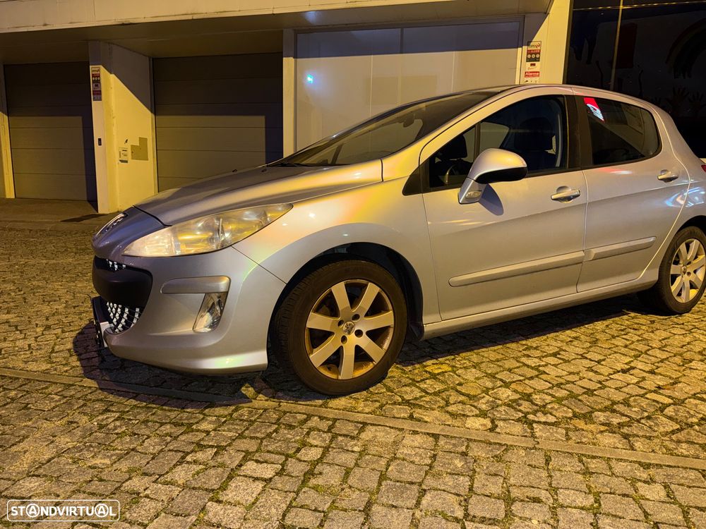 Peugeot 308 1.4 16V Executive - 2