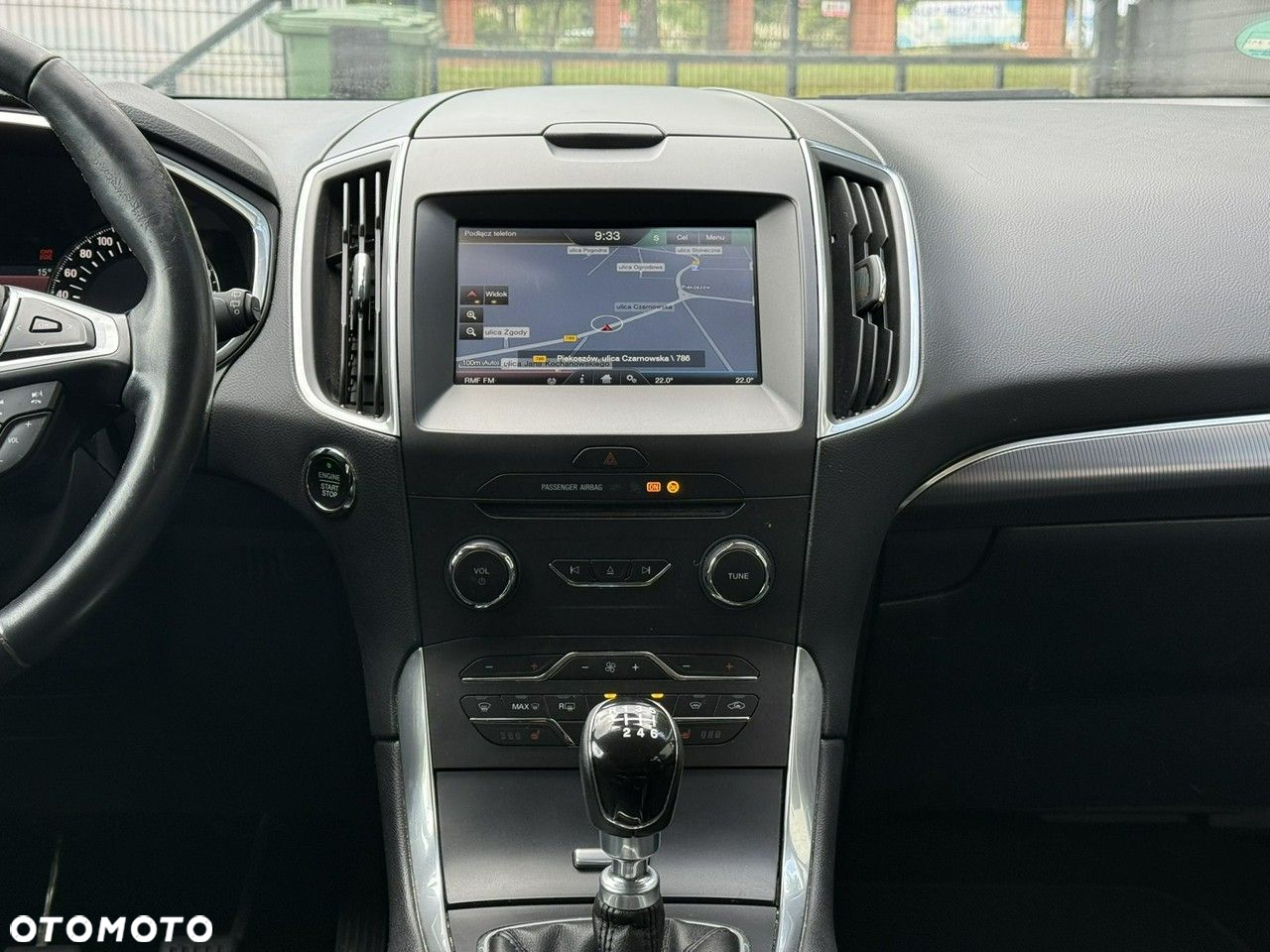 Ford S-Max - 14