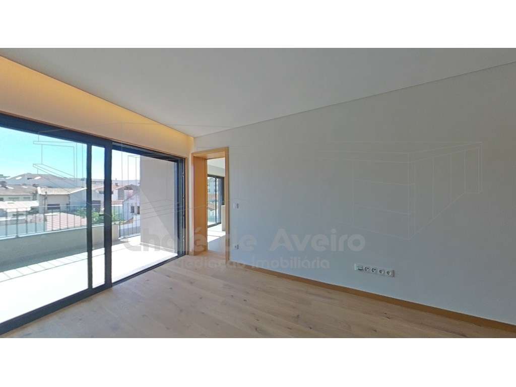 Apartamento T3 Duplex com terraços no centro de Aveiro - Grande imagem: 4/51