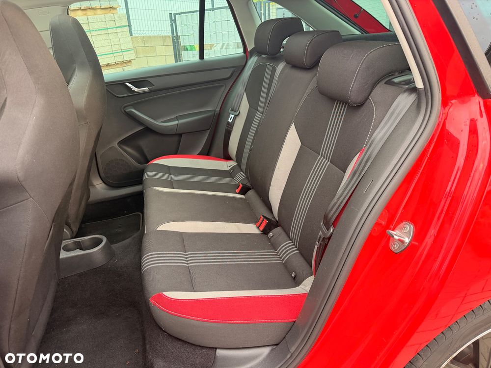 Skoda RAPID 1.2 TSI Monte Carlo - 16