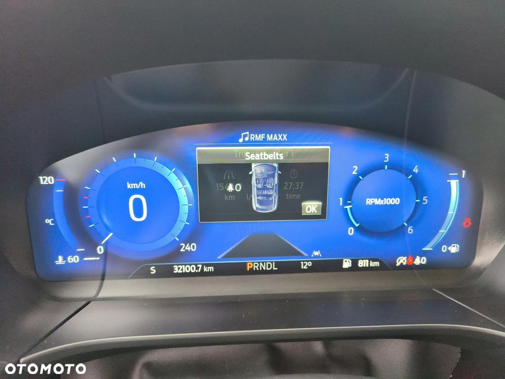 Ford Kuga - 13