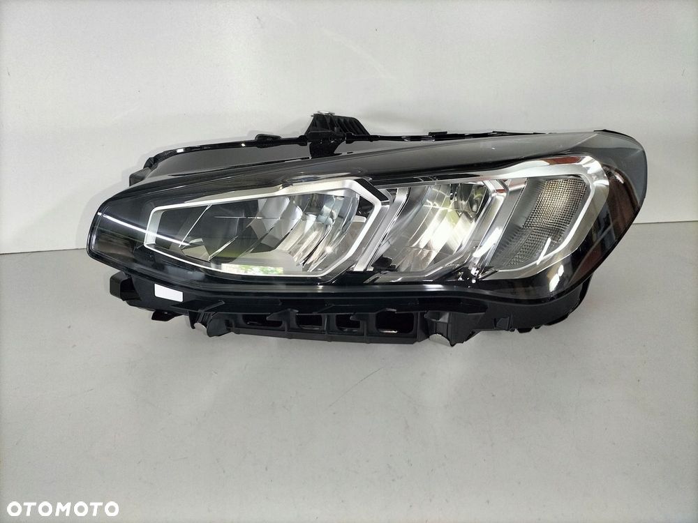 Lampa przednia lewa BMW 2 U06 ACTIVE TOURER 21- - 2