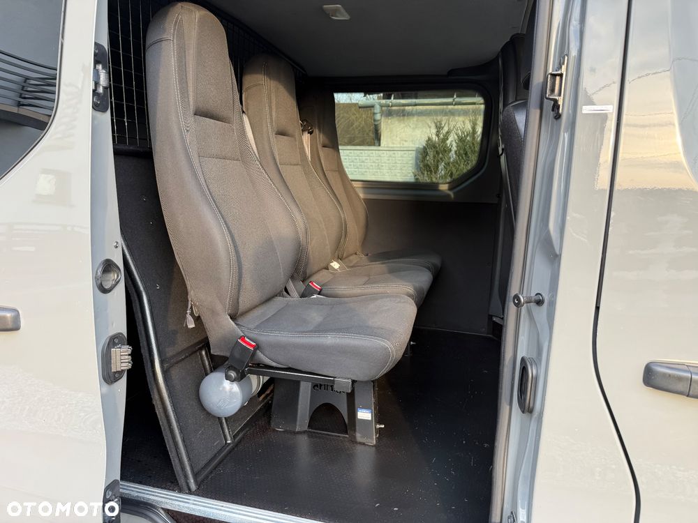 Renault Trafic - 17