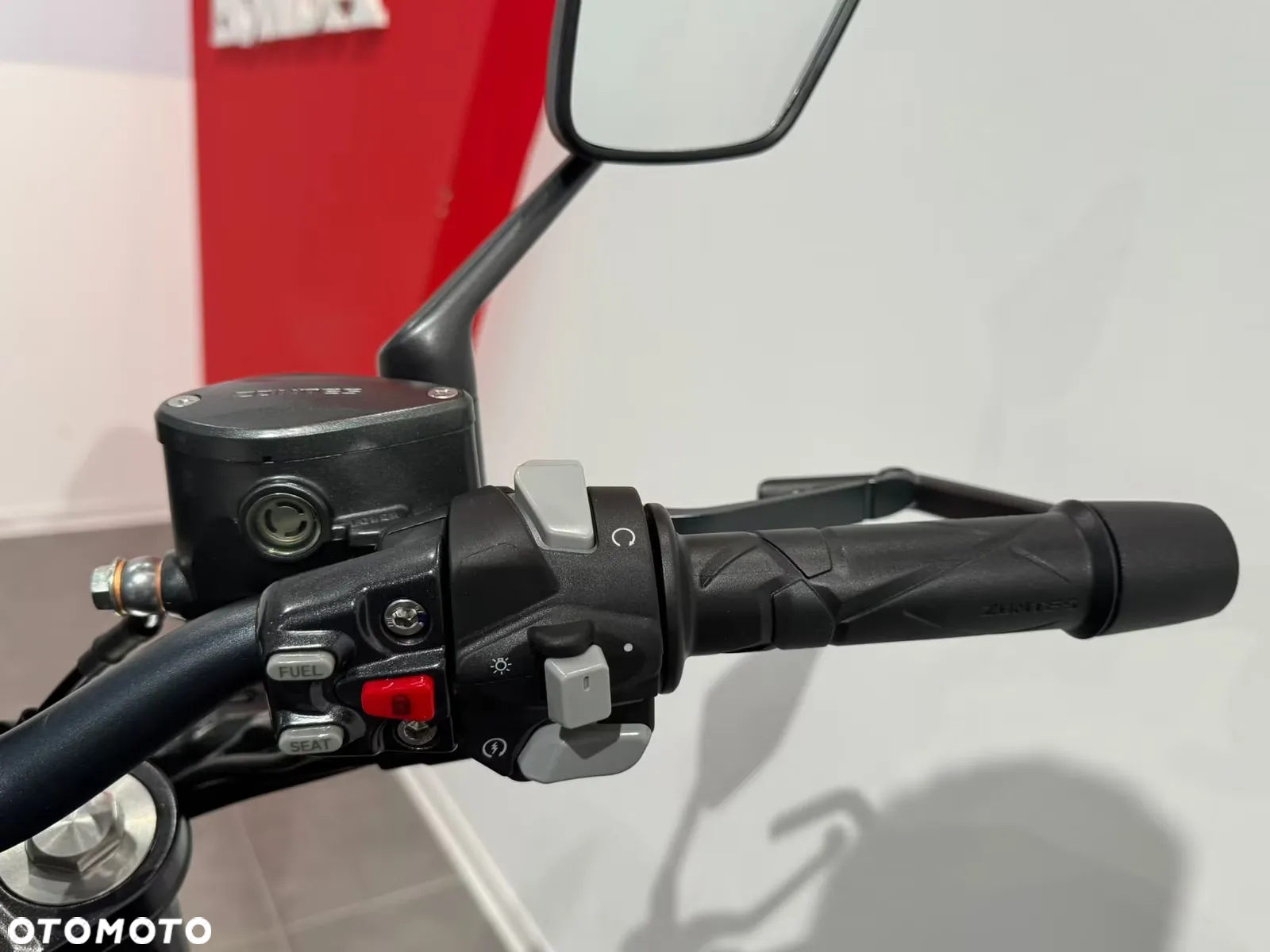 Zontes 125U - 8