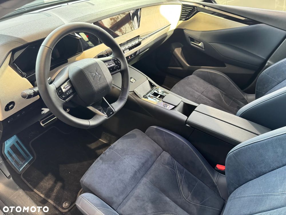 DS Automobiles N°4 - 17