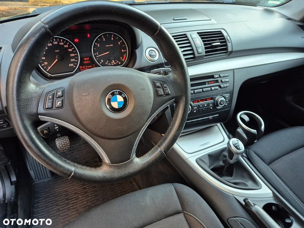 BMW Seria 1 - 19