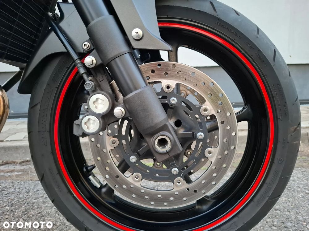 Yamaha FZ6 - 9