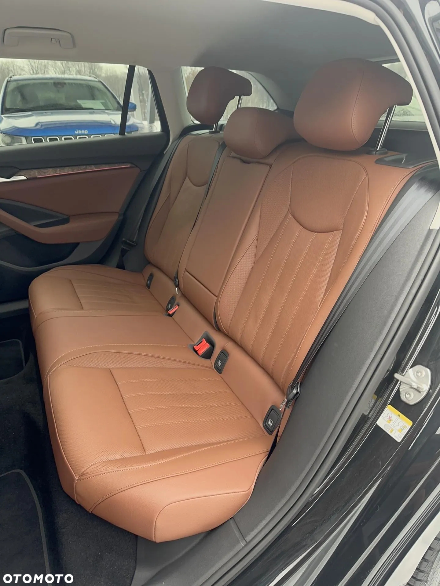 Skoda Superb 2.0 TDI SCR 4x4 L&K DSG - 38