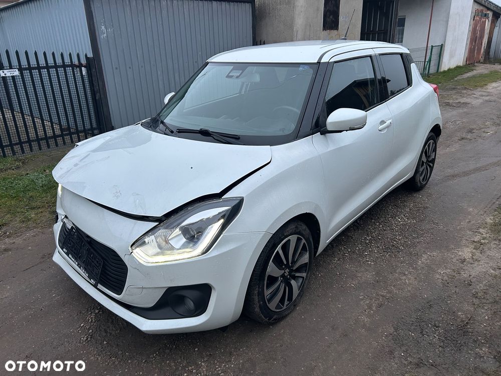 Suzuki Swift 1.2 Premium Plus - 1