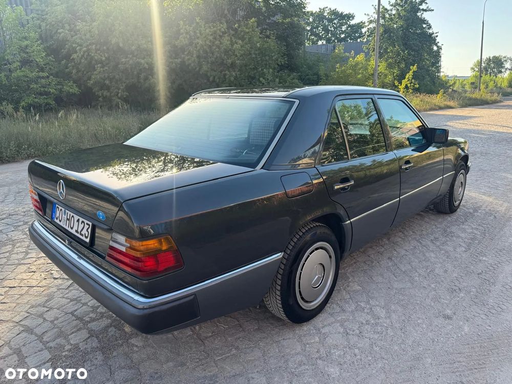 Mercedes-Benz W124 (1984-1993) - 6