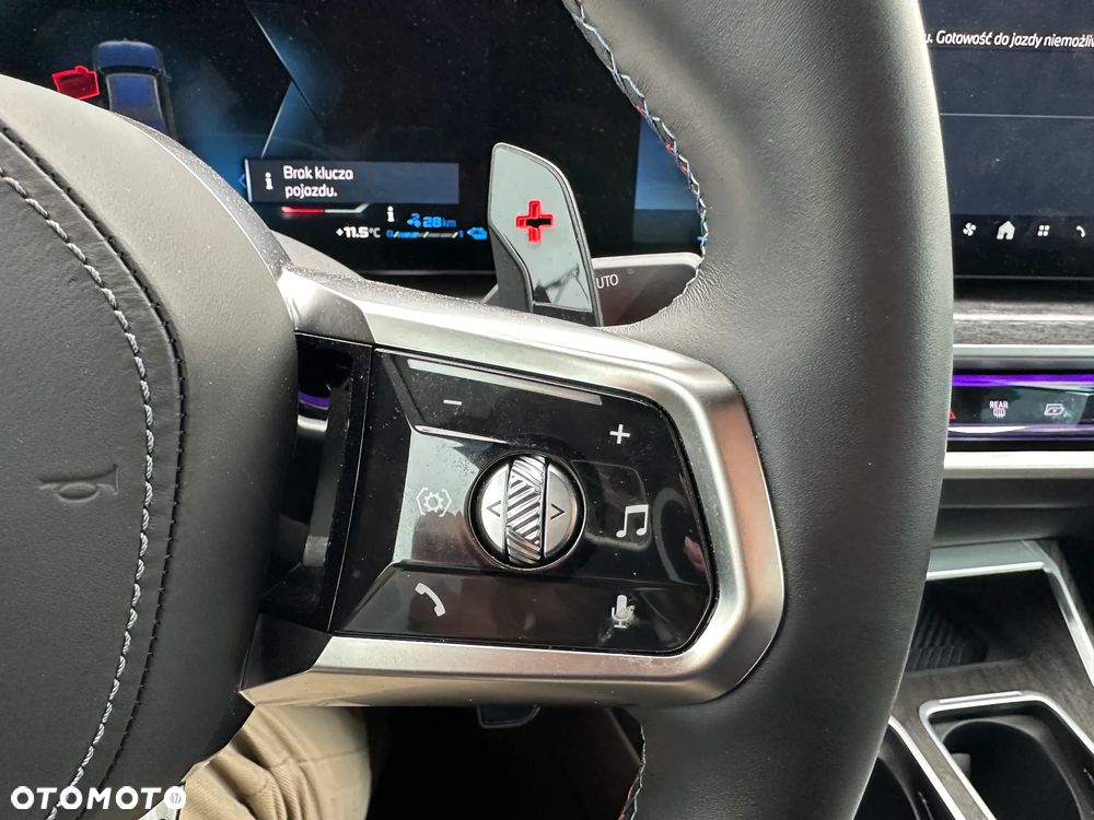 BMW Seria 7 M760e PHEV xDrive sport - 15