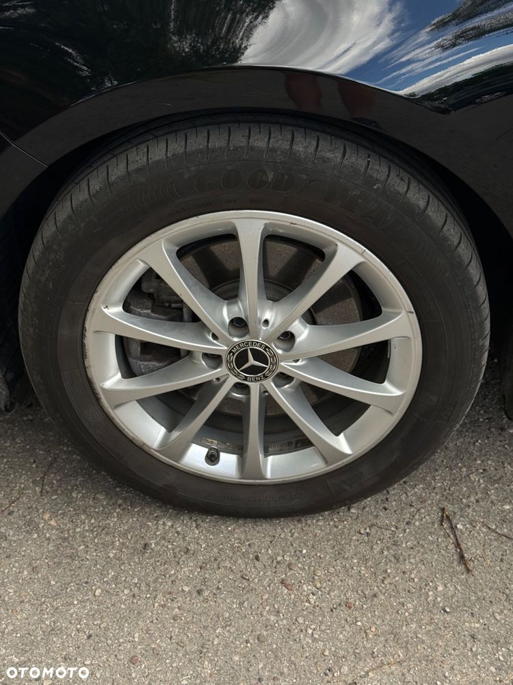 Mercedes-Benz Klasa A 220 4Matic 7G-DCT - 18