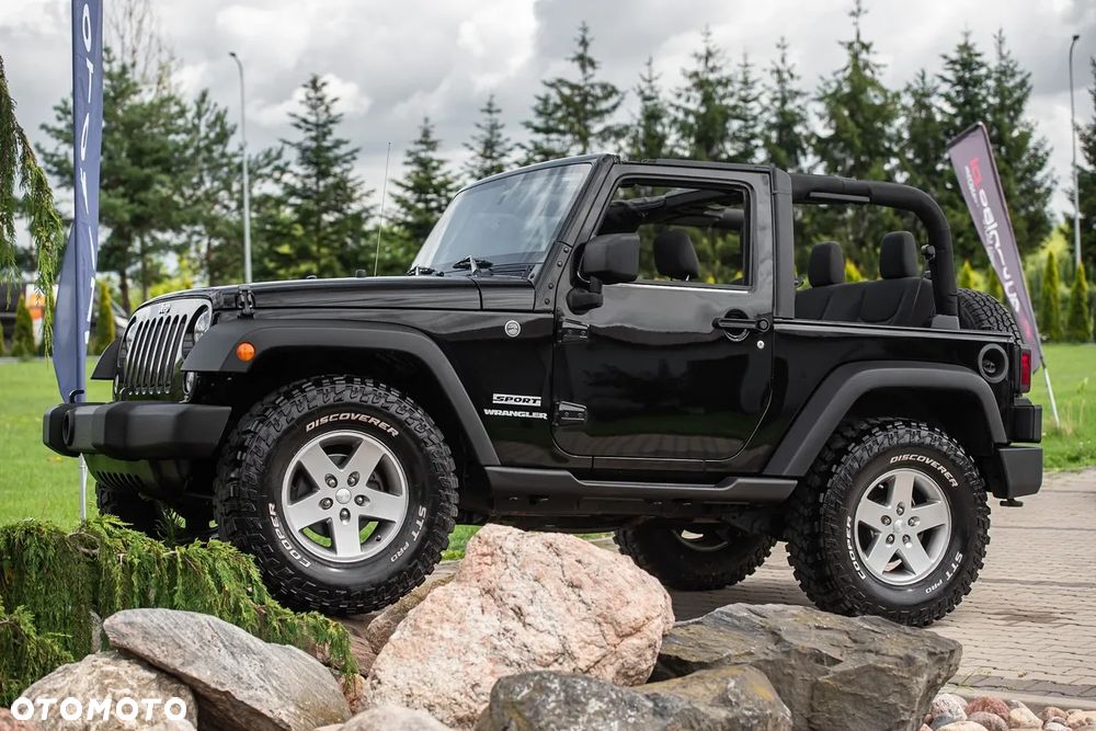 Jeep Wrangler - 1