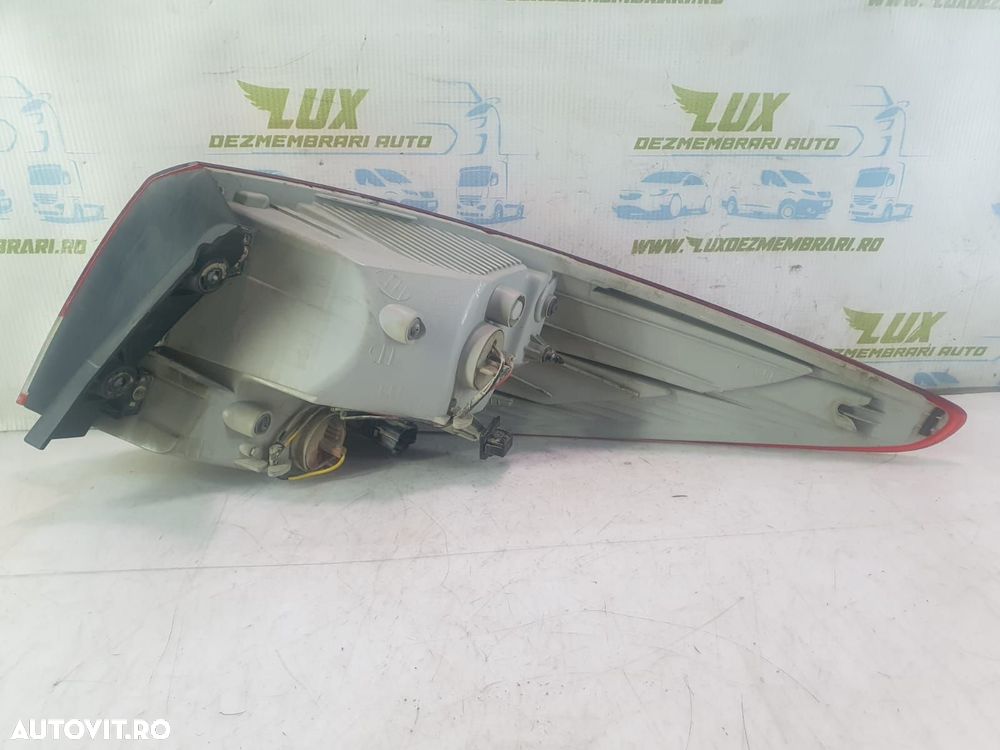 Stop stanga aripa 92401-2y0 Hyundai ix35 1 [2009 - 2013] 2.0 crdi D4H - 2