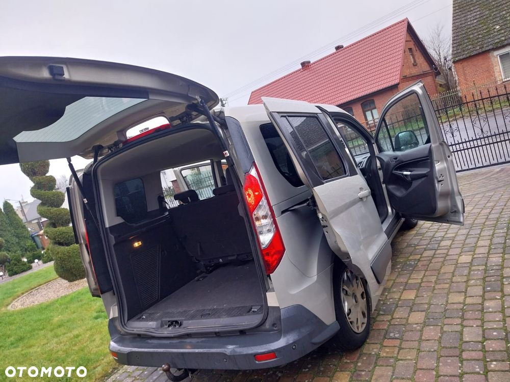 Ford Tourneo Connect - 28
