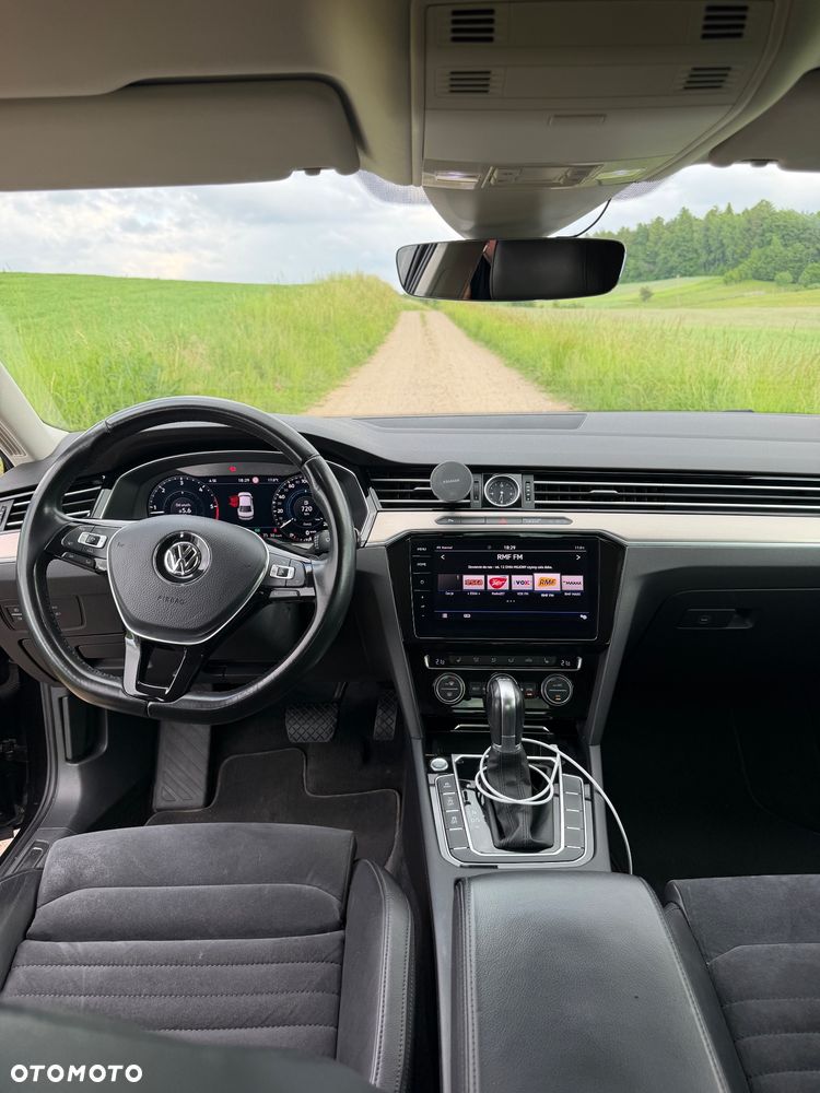 Volkswagen Passat 2.0 TDI BMT Highline DSG - 31