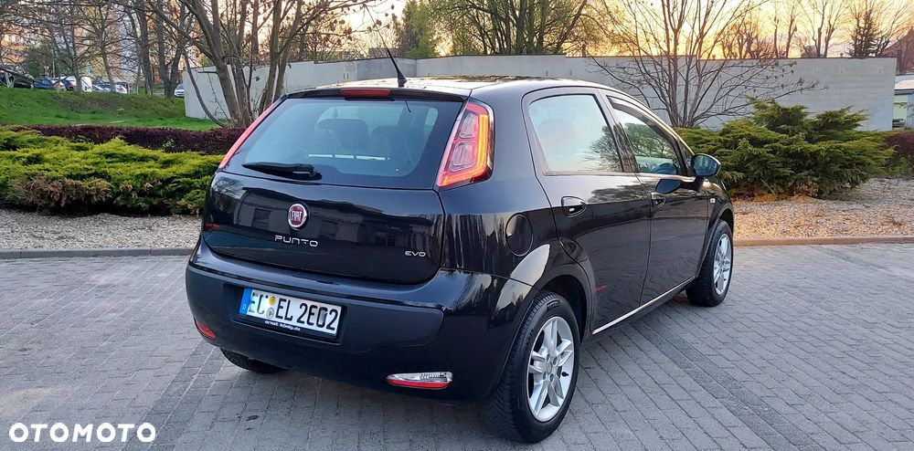 Fiat Punto Evo 1.4 8V Racing - 19