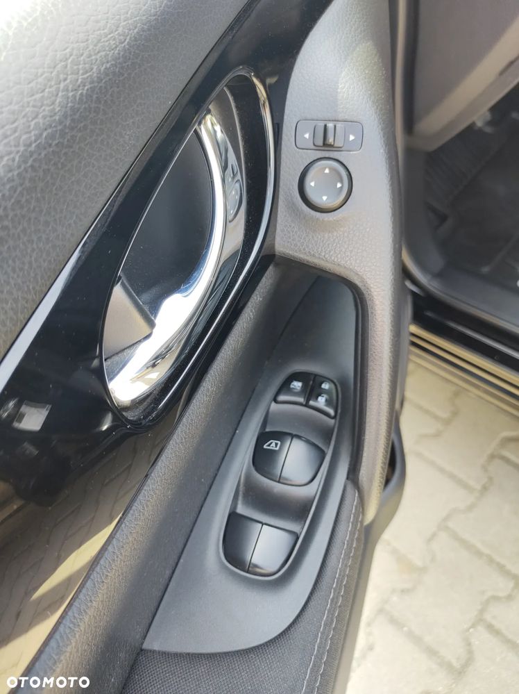 Nissan Qashqai 2.0 4x4 I-Way CVT - 13