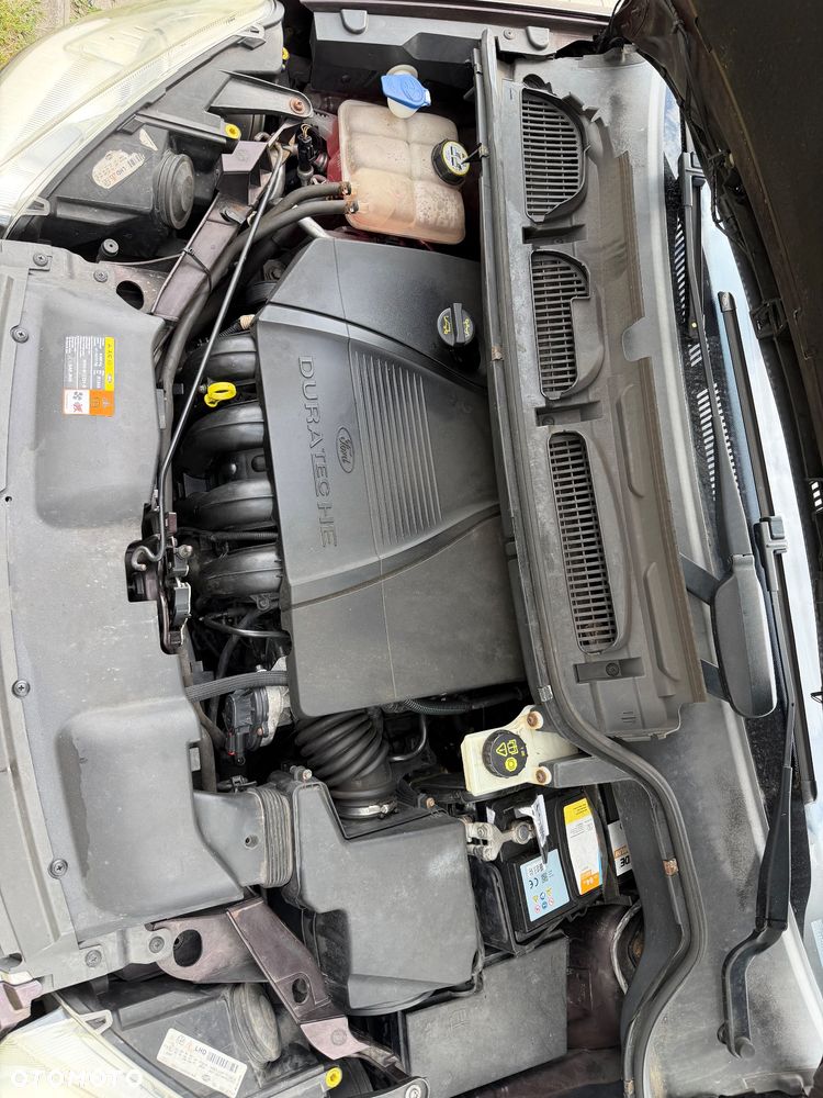 Ford C-MAX 1.8 Titanium - 33