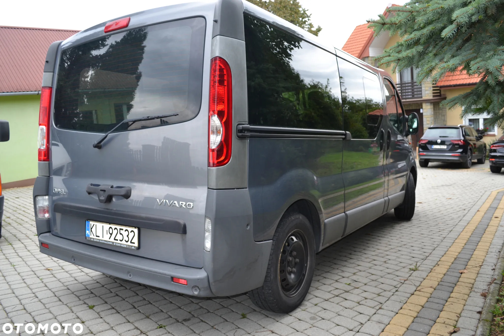 Opel Vivaro L2H1 2.9t Edition - 3
