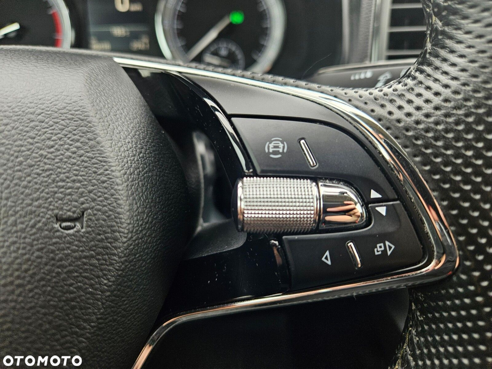 Skoda Karoq 1.5 TSI ACT GPF 4x2 Style DSG - 14