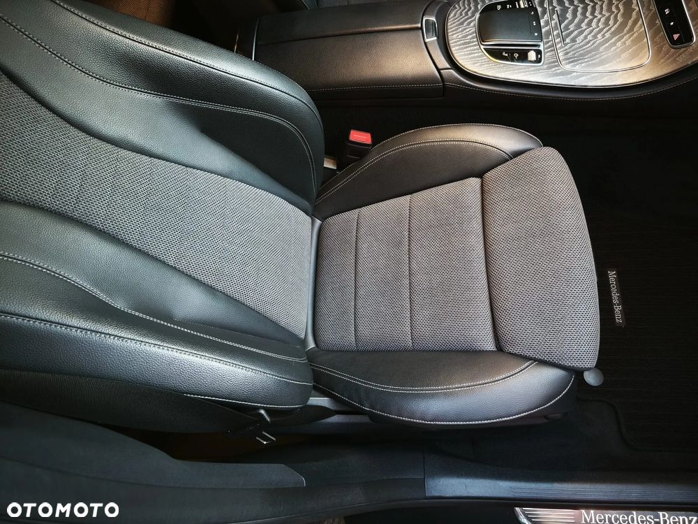 Mercedes-Benz Klasa E - 19