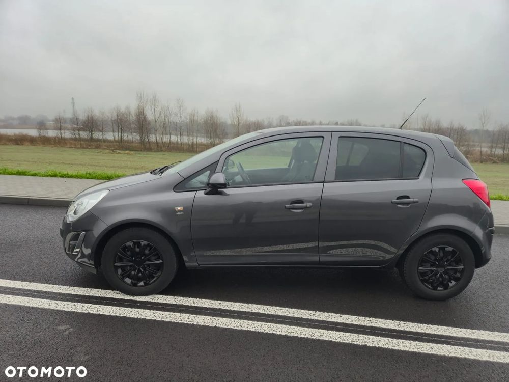 Opel Corsa 1.4 16V Satellite - 5