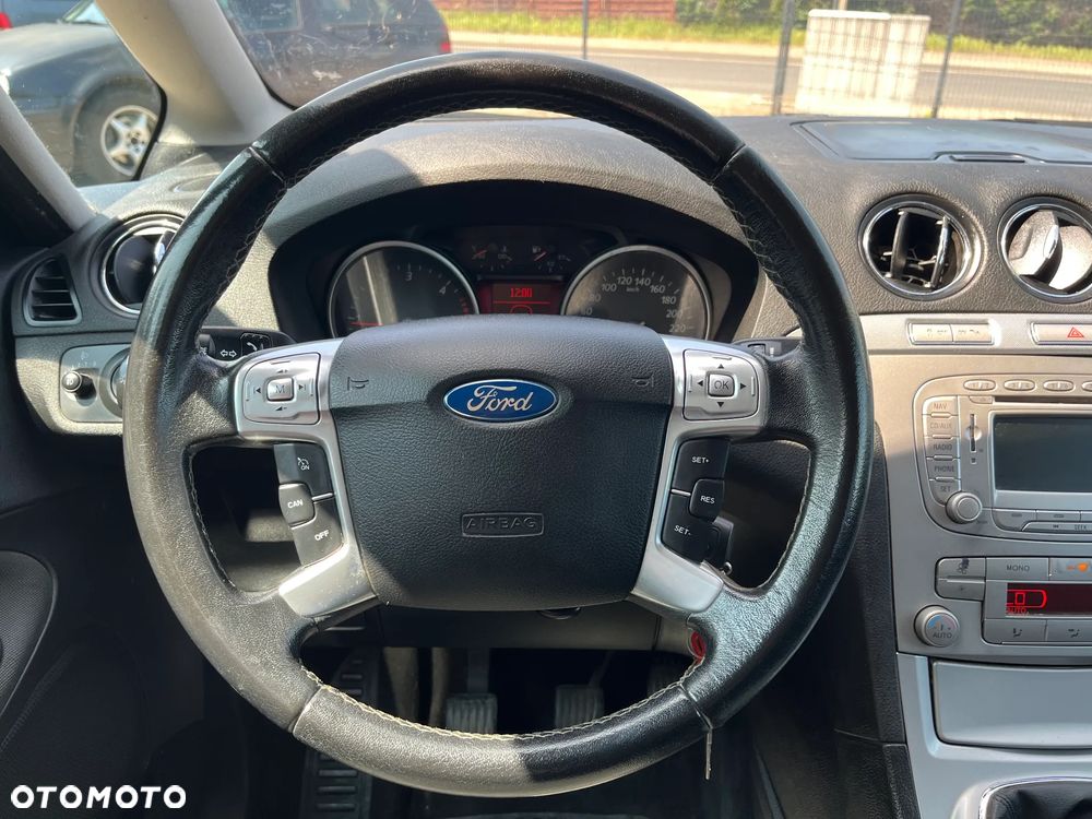 Ford Galaxy 1.8 TDCi Titanium - 23