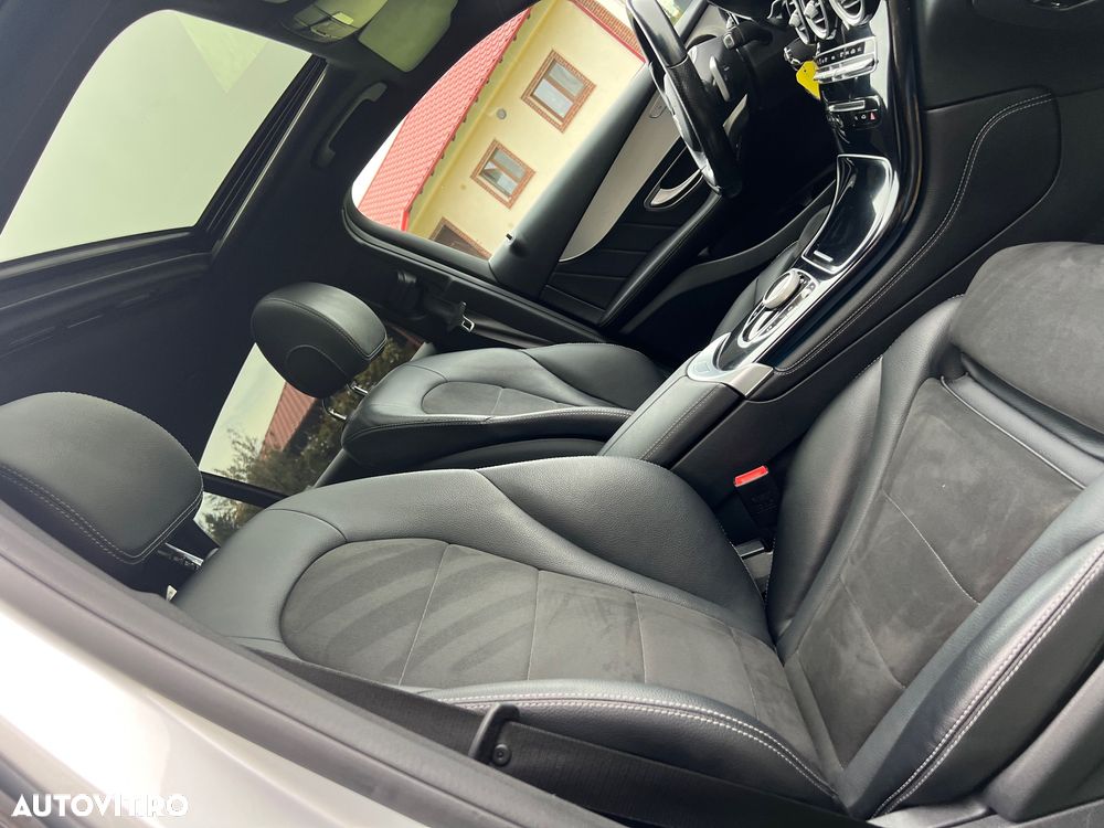 Mercedes-Benz GLC Coupe 220 d 4Matic 9G-TRONIC AMG Line - 11