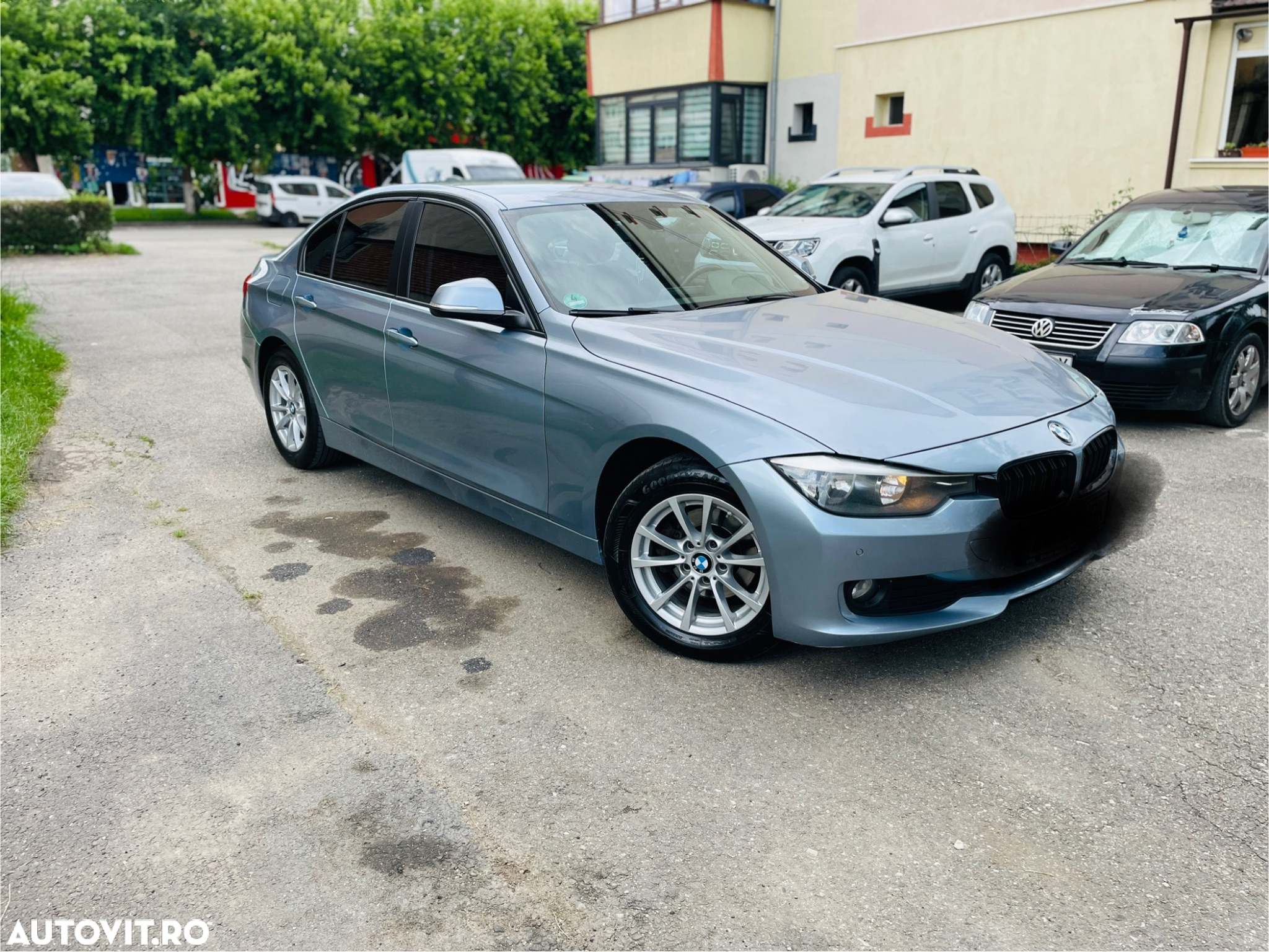 BMW Seria 3 318d - 5
