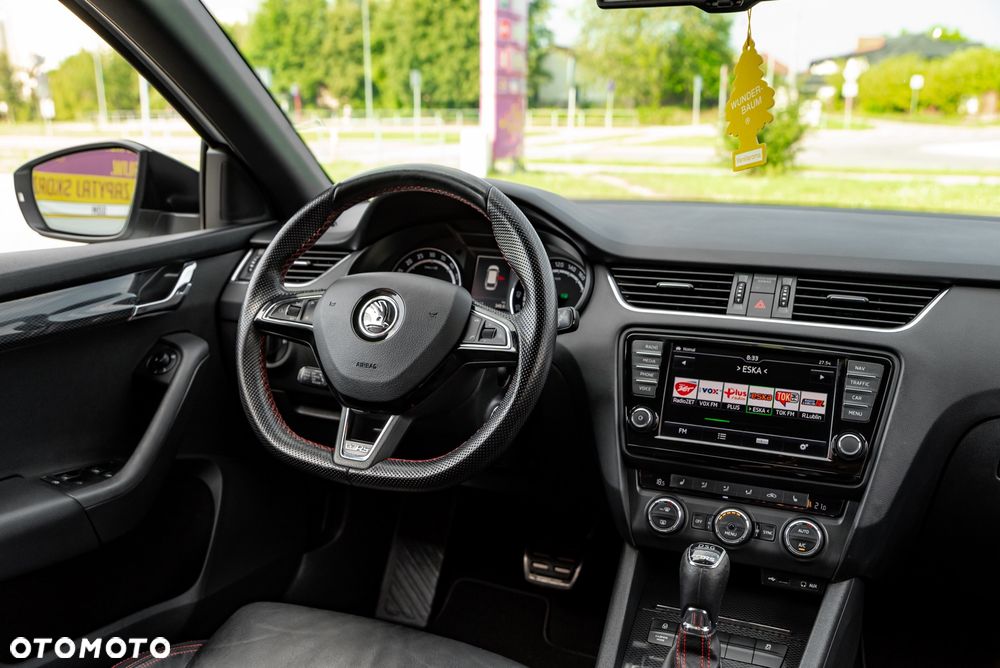 Skoda Octavia 2.0 TDI (Green tec) 4x4 DSG RS - 29