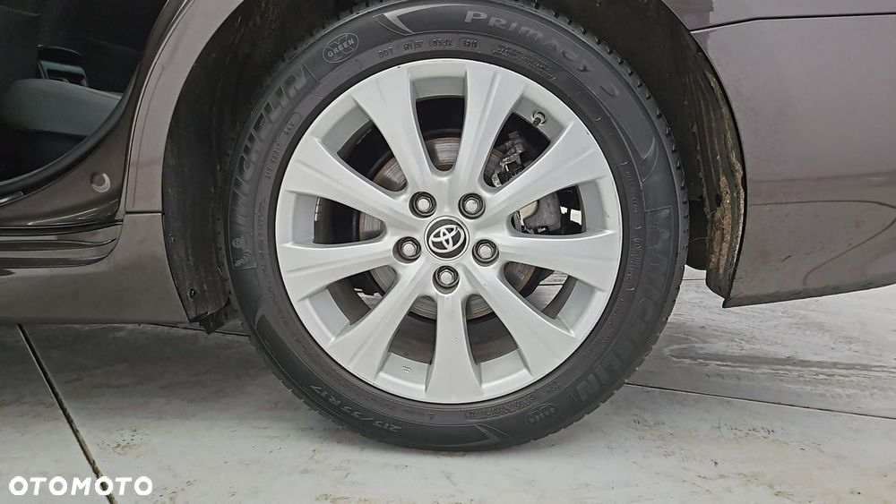 Toyota Camry 2.5 Hybrid Comfort CVT - 26