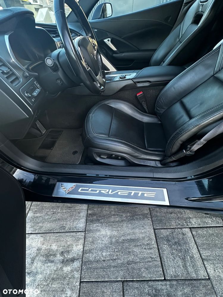 Chevrolet Corvette - 16