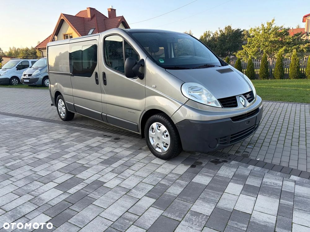Opel VIVARO LONG KLIMA ORYGINAŁ PRZEBIEG SPRAWNY ZADBANY FULL OPCJA DOPOSAŻONY - 2